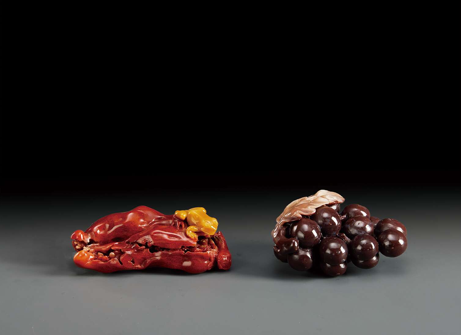 听取蛙声一片                  葡萄